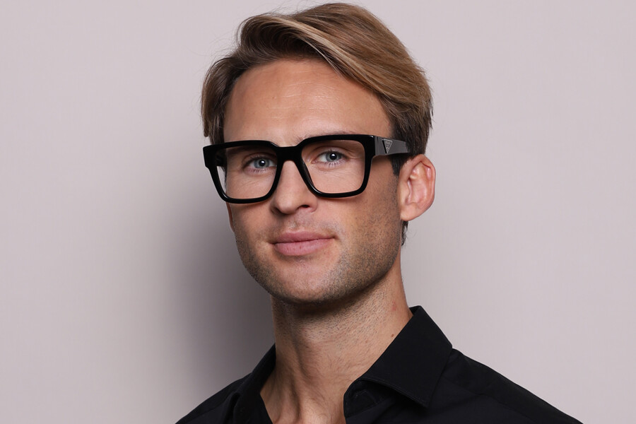 Prada PR 08ZV 1AB1O1 スクエア ブラック 眼鏡 | SmartBuyGlasses 日本