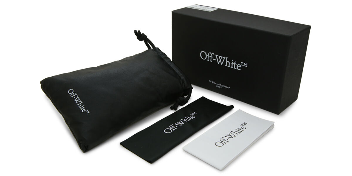 Off White HAYS 1007 スクエア ブラック サングラス | SmartBuyGlasses